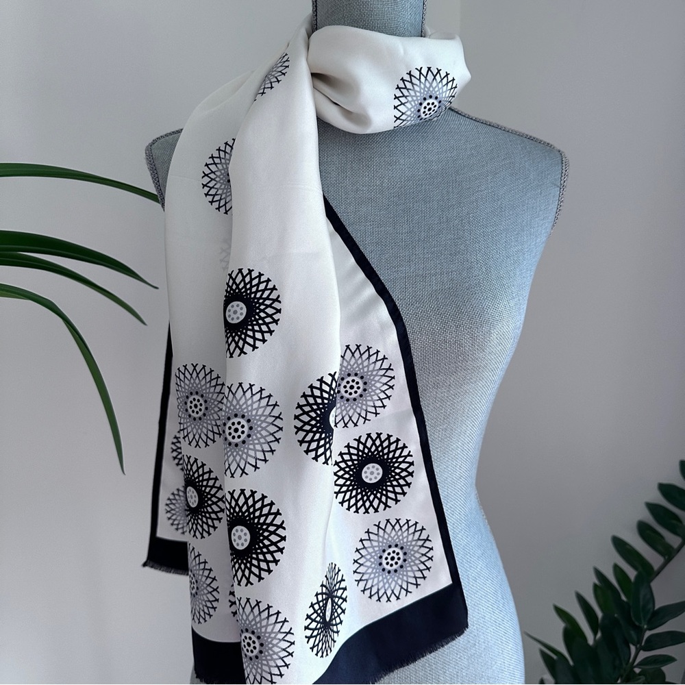 SARSARSilk Scarf 21" W x 62"L - cream & black